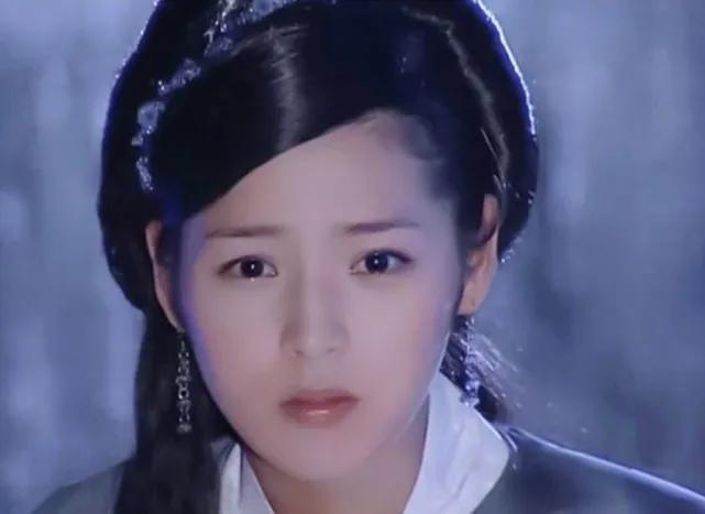 今日话题：三圣母为什么会看上刘彦昌？？？网友甲：因为三圣母是血脉成神，凡人成