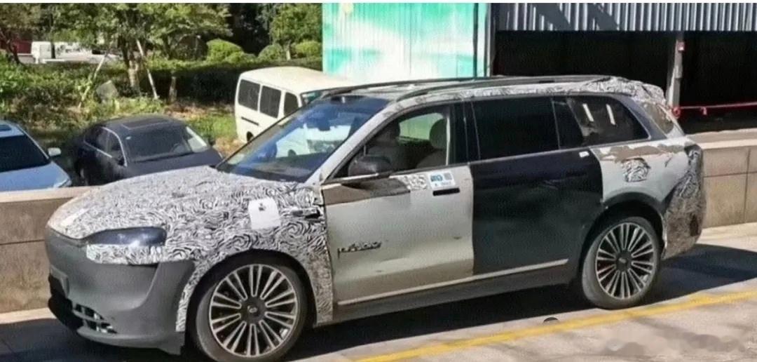 已经稳坐50万级销冠很长时间了，但如何扩大领先优势呢？答案是-向迈巴赫学习，搞一