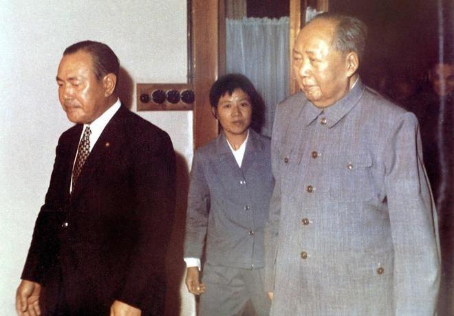 毛主席确实英明！1972年，毛主席放弃日本巨额的战争赔款，很多人不理解这是为什么