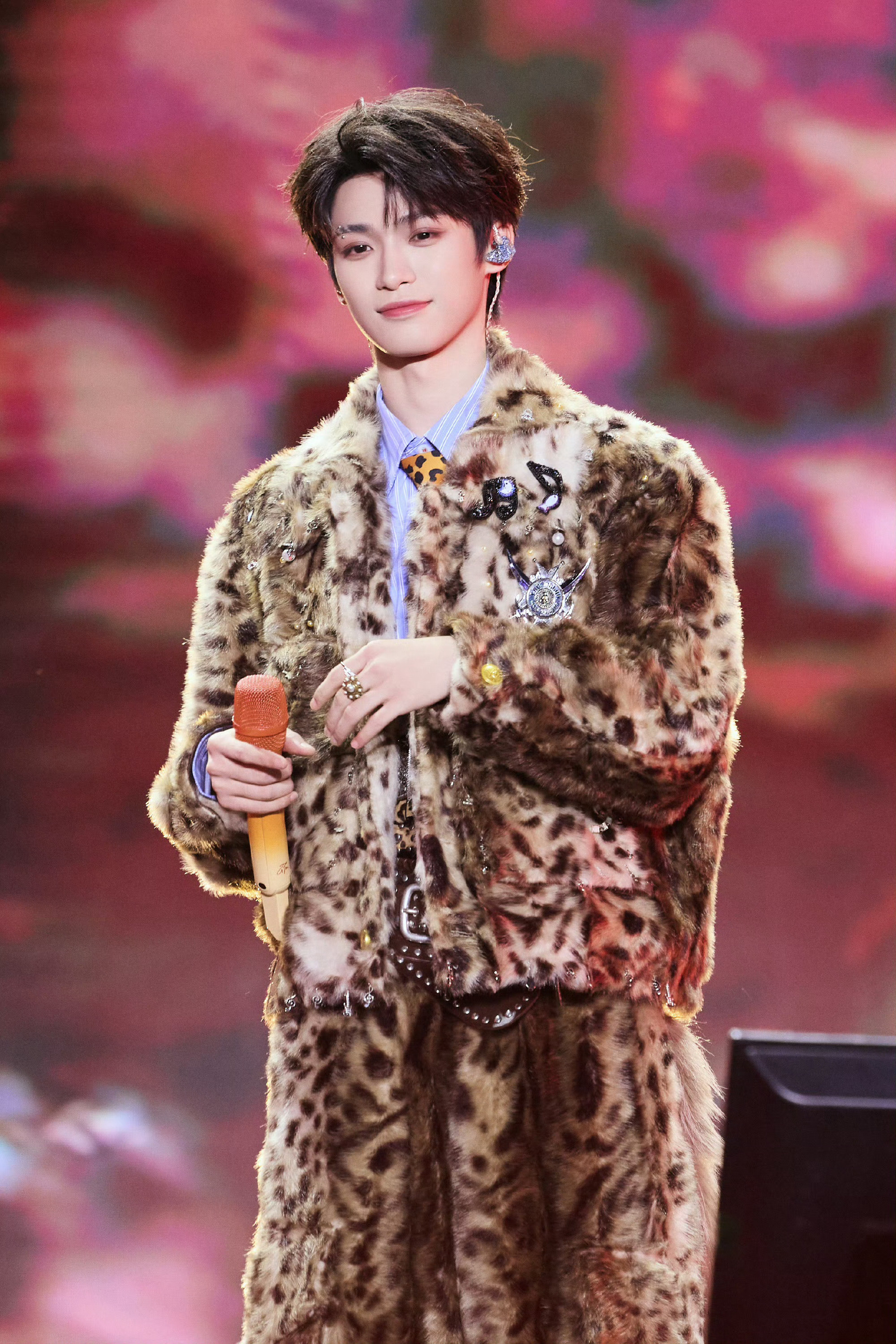 梓渝杭州音乐节现场照，哇，喜欢😍