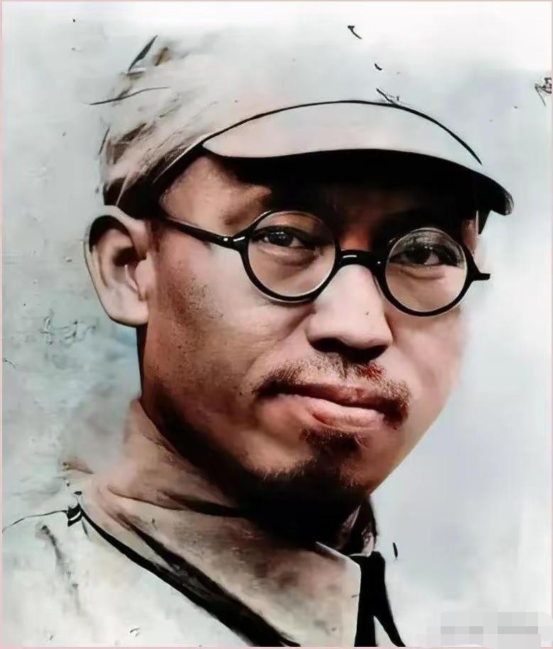 1939年，23岁八路军政委王凤鸣，凭一份名单杀掉300名战友，罗荣桓赶来后他被