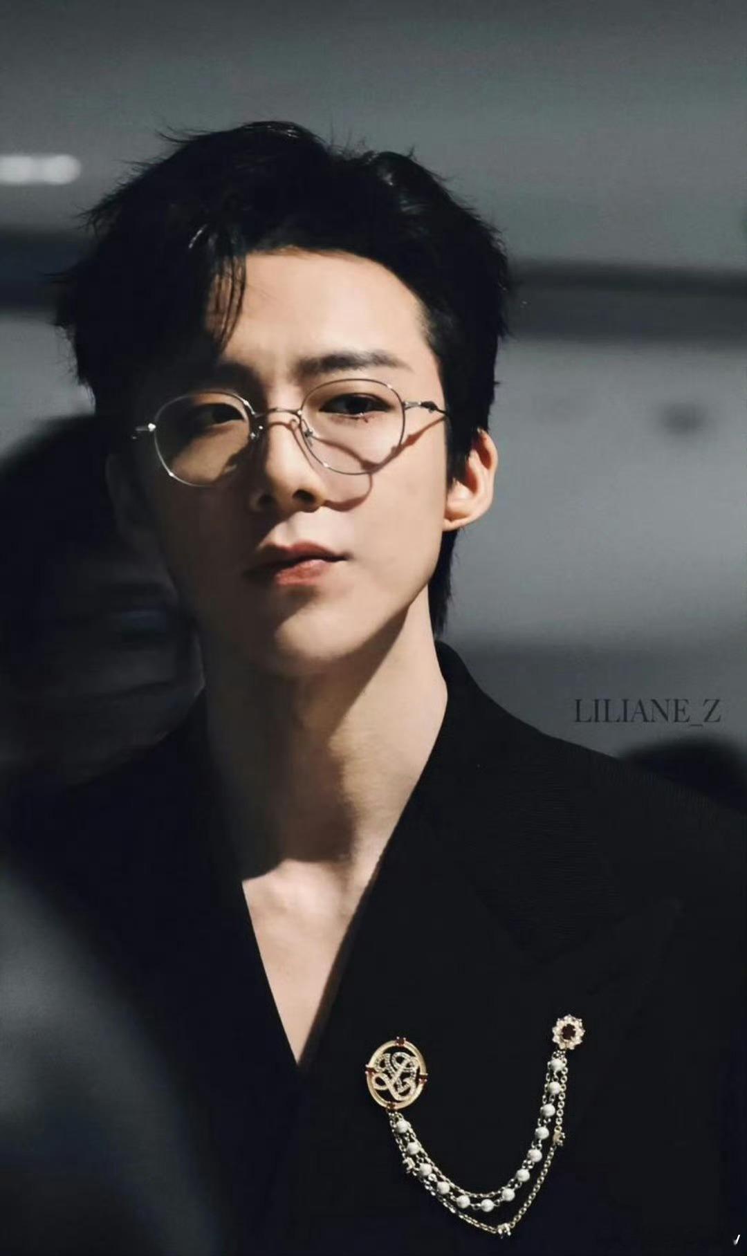 刘宇宁夸李木戈导演会拍话都说到这了，所以两位什么时候可以合作呀，想看李木戈导演