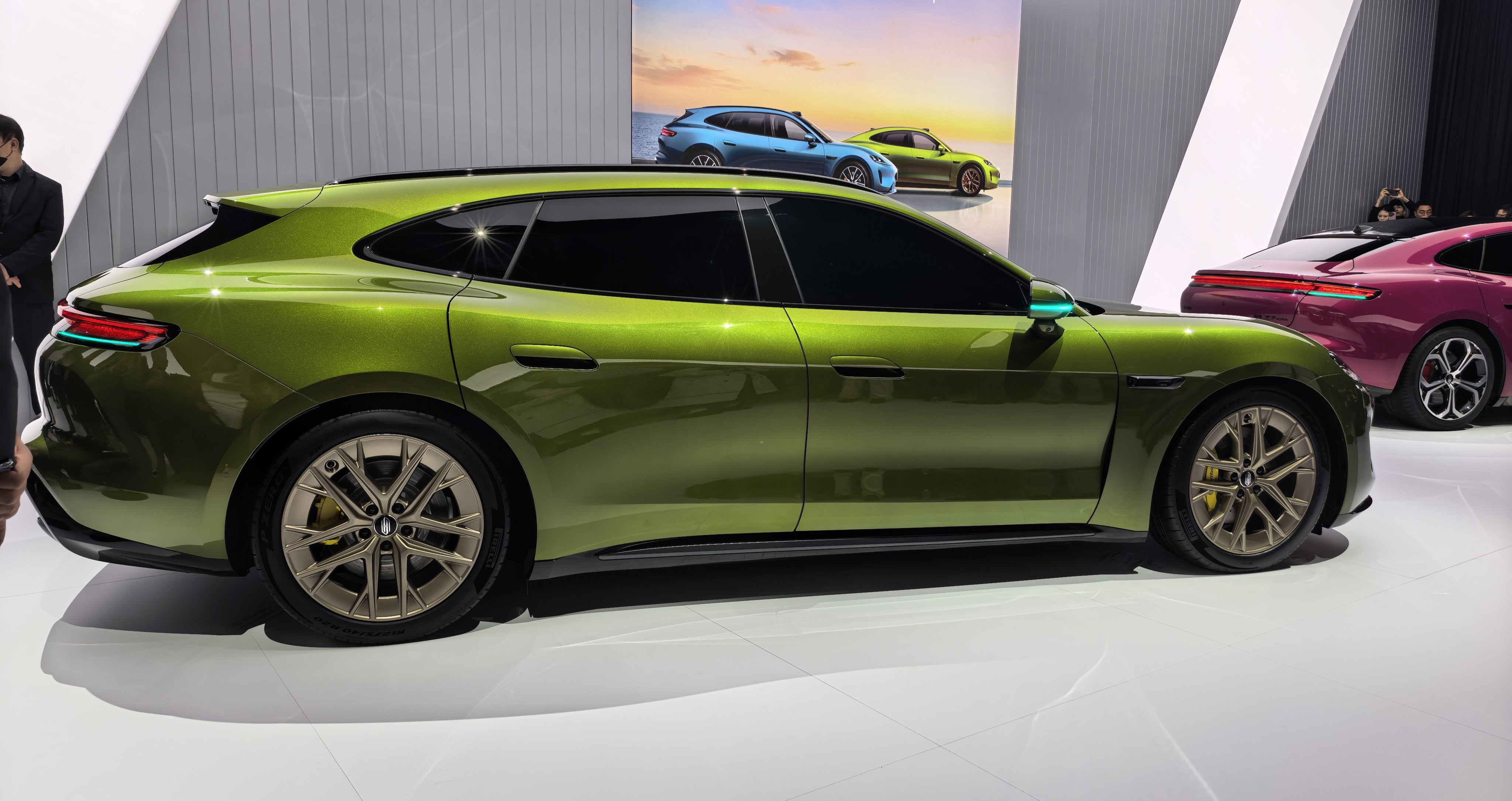 第一次见尚界Z7系列实车，确实好看？