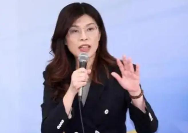 中国国民党发表严正声明，8月2日，针对菲律宾向联合国提交“关于中国黄岩岛及