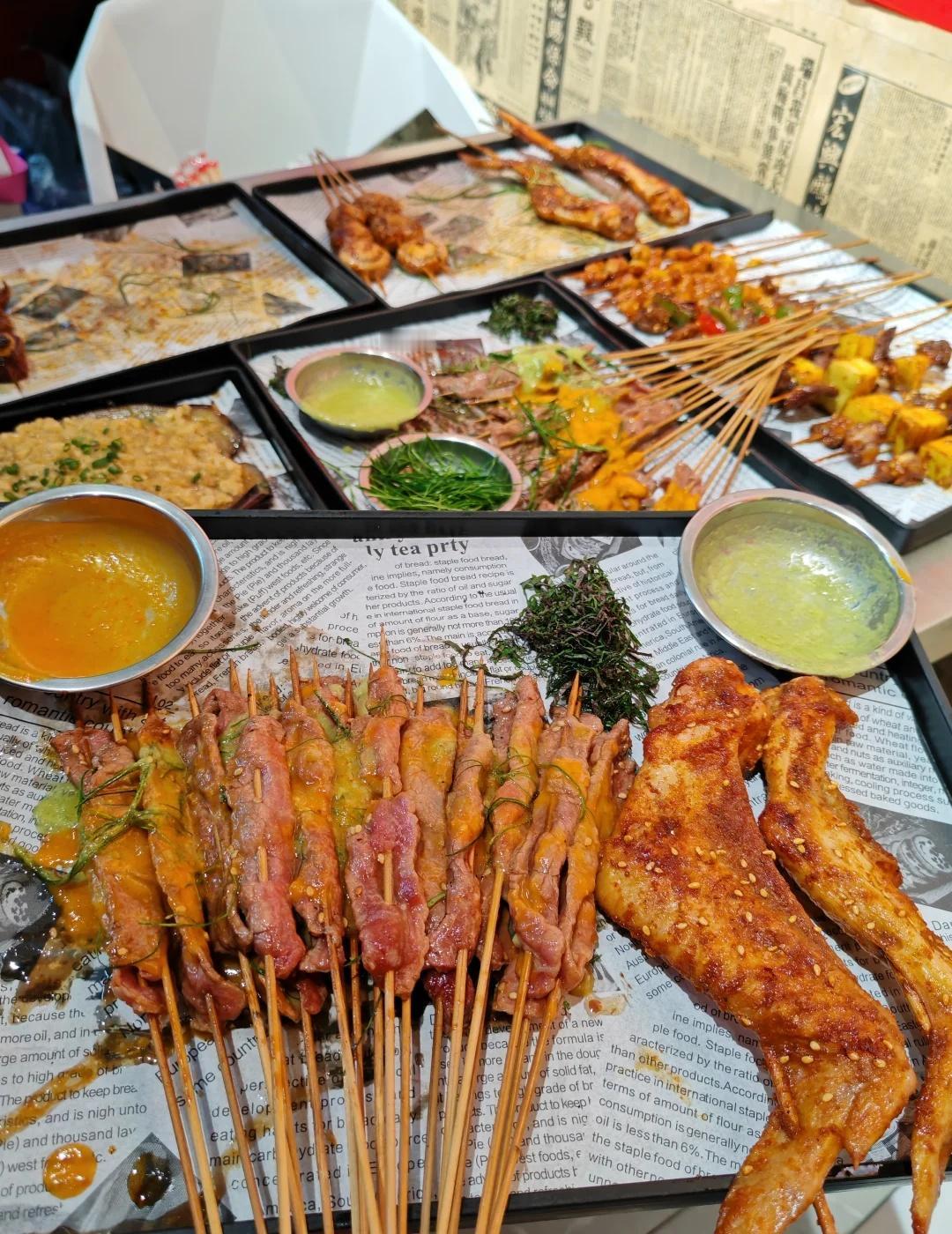南沙果酱烧烤贼好吃（湿辣牛肉+蜜汁鸡翅在南沙，这家烧烤我可以反复刷😎地铁站