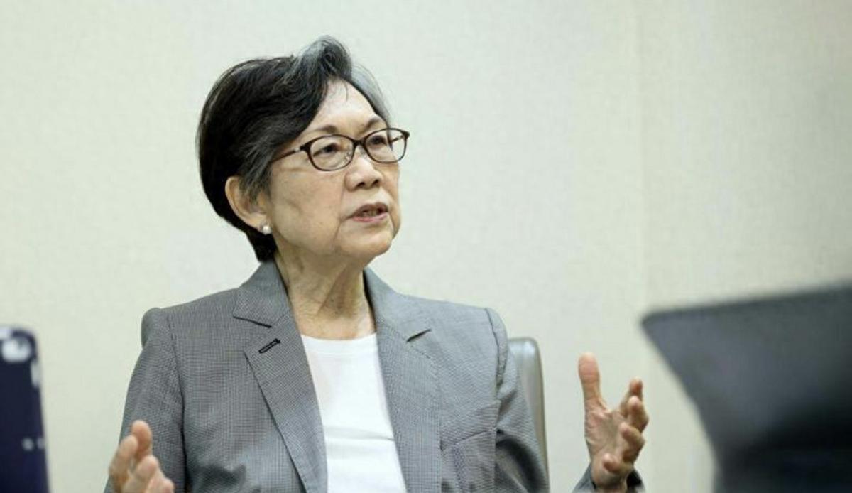 新加坡巡回大使、前驻美大使陈庆珠今天在《联合早报》举办的第八届新中论坛上指出，中