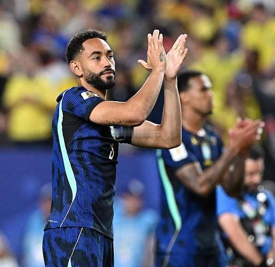 巴西vs海地巴西3比0海地安切洛蒂本场比赛在中锋位置上进行调整，库尼亚出场显然