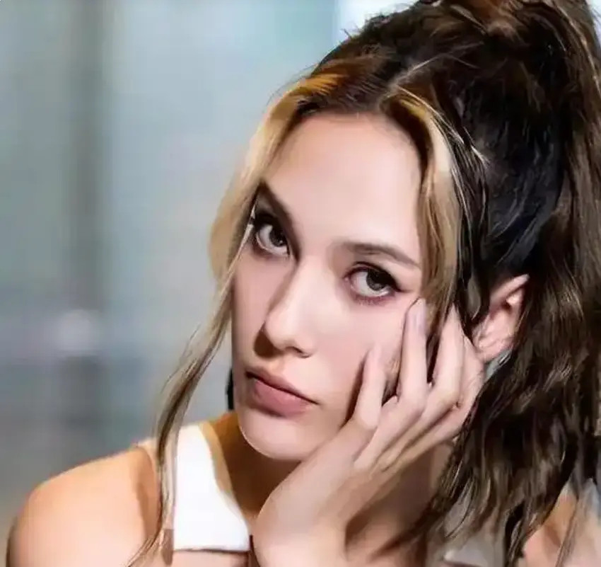 美媒称谷爱凌有双重国籍毫无证据在强大到让所有人闭嘴的层面上，美“双标”背后的焦