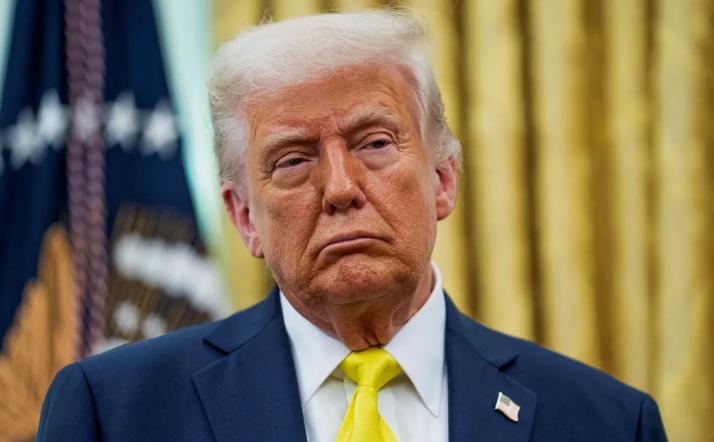 中国一纸禁令，直接把特朗普的“无本万利”变成了“亿万负债”！特朗普以为控制了