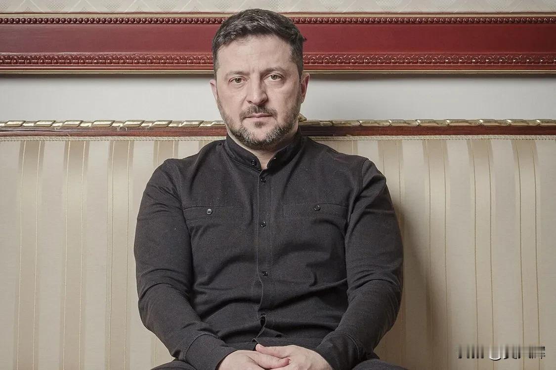 【泽连斯基：结束战争是特朗普在选举前最大的胜利】泽连斯基在接受《大西洋月刊》