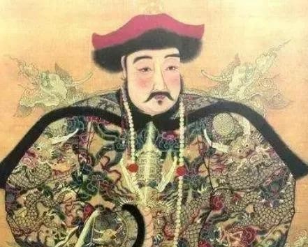 1650年7月，39岁的多尔衮刚与义顺公主行完房事，便一把拽过旁的侍女，打算再