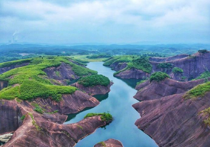 湖南·高崎岭丨一个被上帝遗忘的地方，红岩绿水、险寨奇涧、美不胜收！