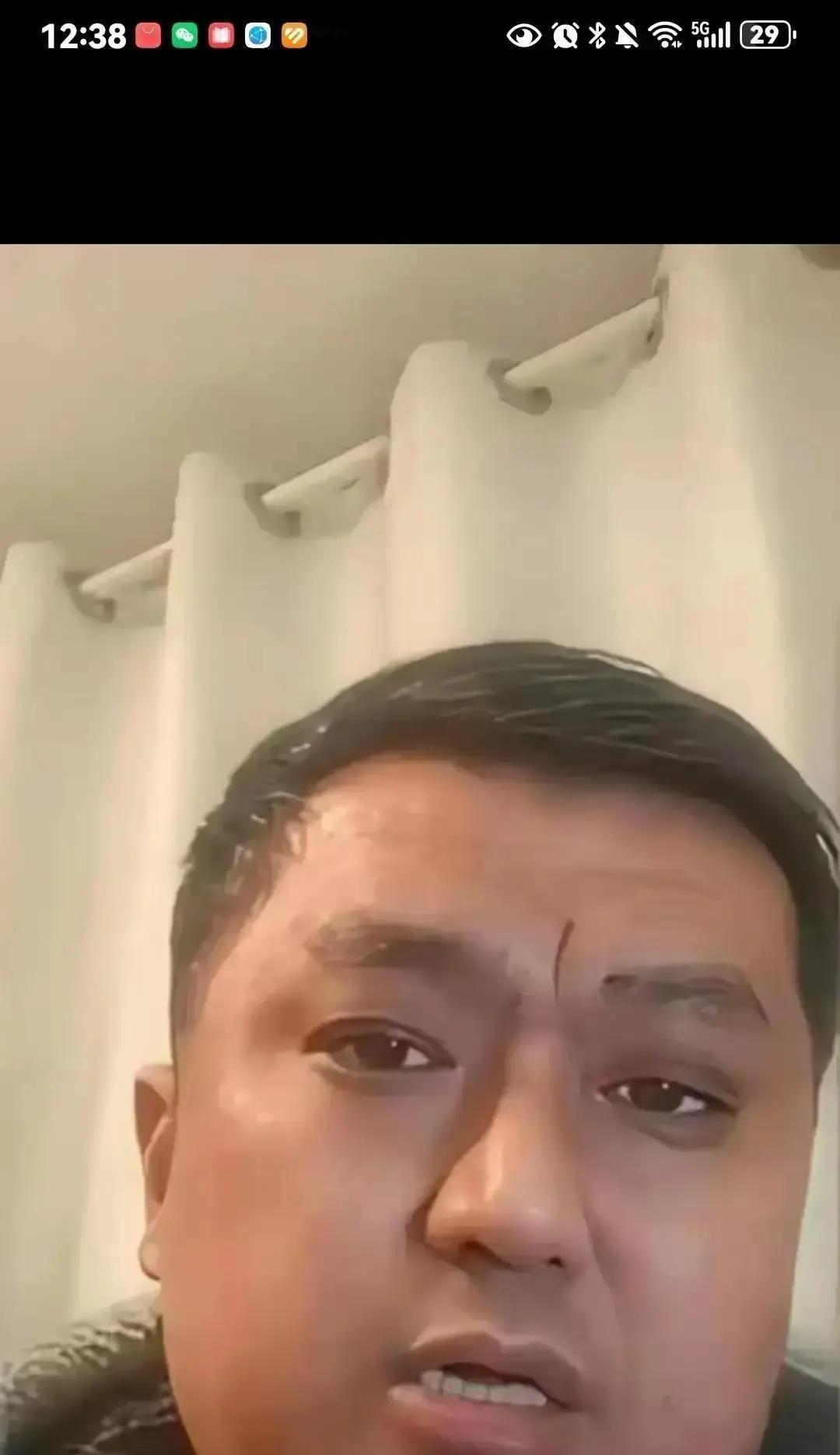 李宏烨这波操作，堪称相声界“最失败的转会申请”。想拜师马志明被拒，转头就开喷，