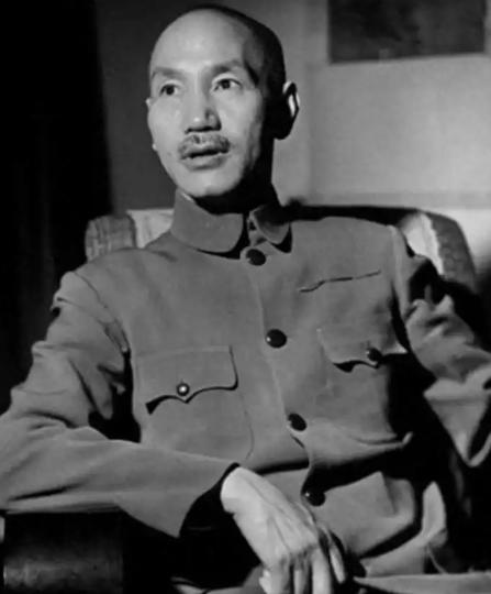 1997年，蒋纬国去世，他临终前的遗言轰动了整个台湾：“哥哥蒋经国并非父亲蒋介石