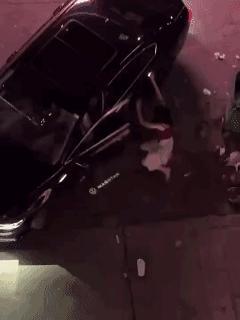 因为女子出轨，二人发生激烈争吵……女子恳求男人不要走，两人能把话说清楚，或许这