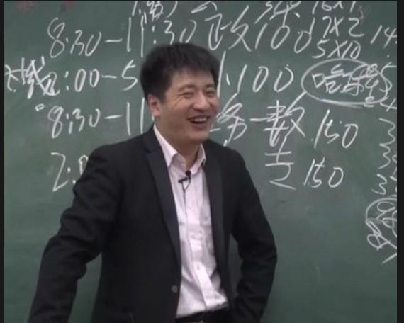 美国为什么出不了张雪峰？美国大学生有没有专业选择和就业焦虑？有，且十分普