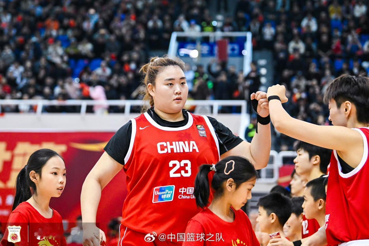 WCBA国内球员中罚球次数多但命中率低的👇最为明显的便是上海女篮刘禹彤，场