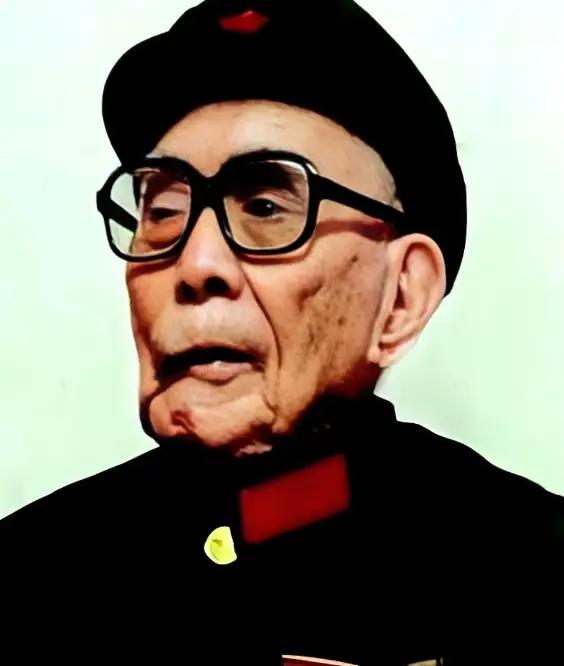 1949年，老红军黄明生回家，十几年的仗打完了，他以为是衣锦还乡，结果推开门却发