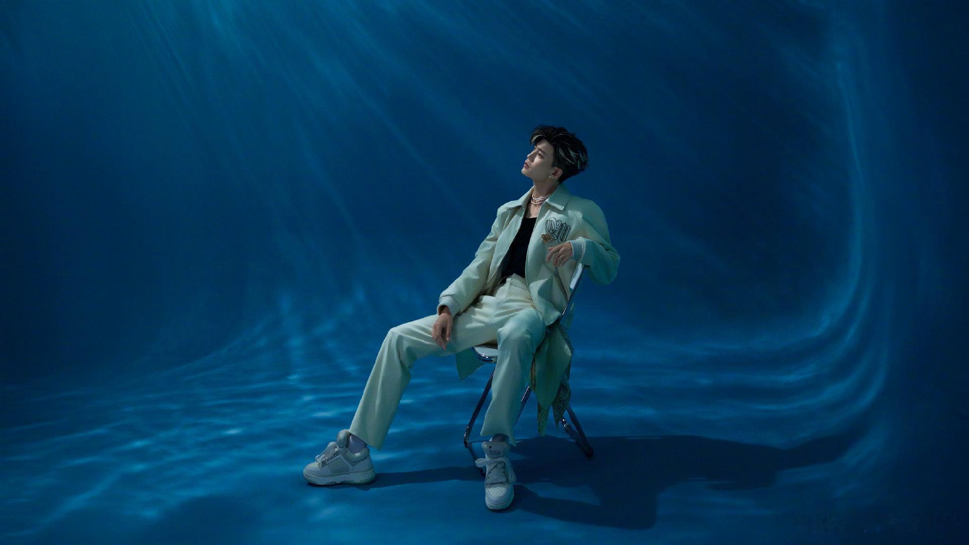 任嘉伦你到底有多少骨可以剔任嘉伦故人之姿从剔骨到剜骨，任嘉伦你是要和“骨”过不