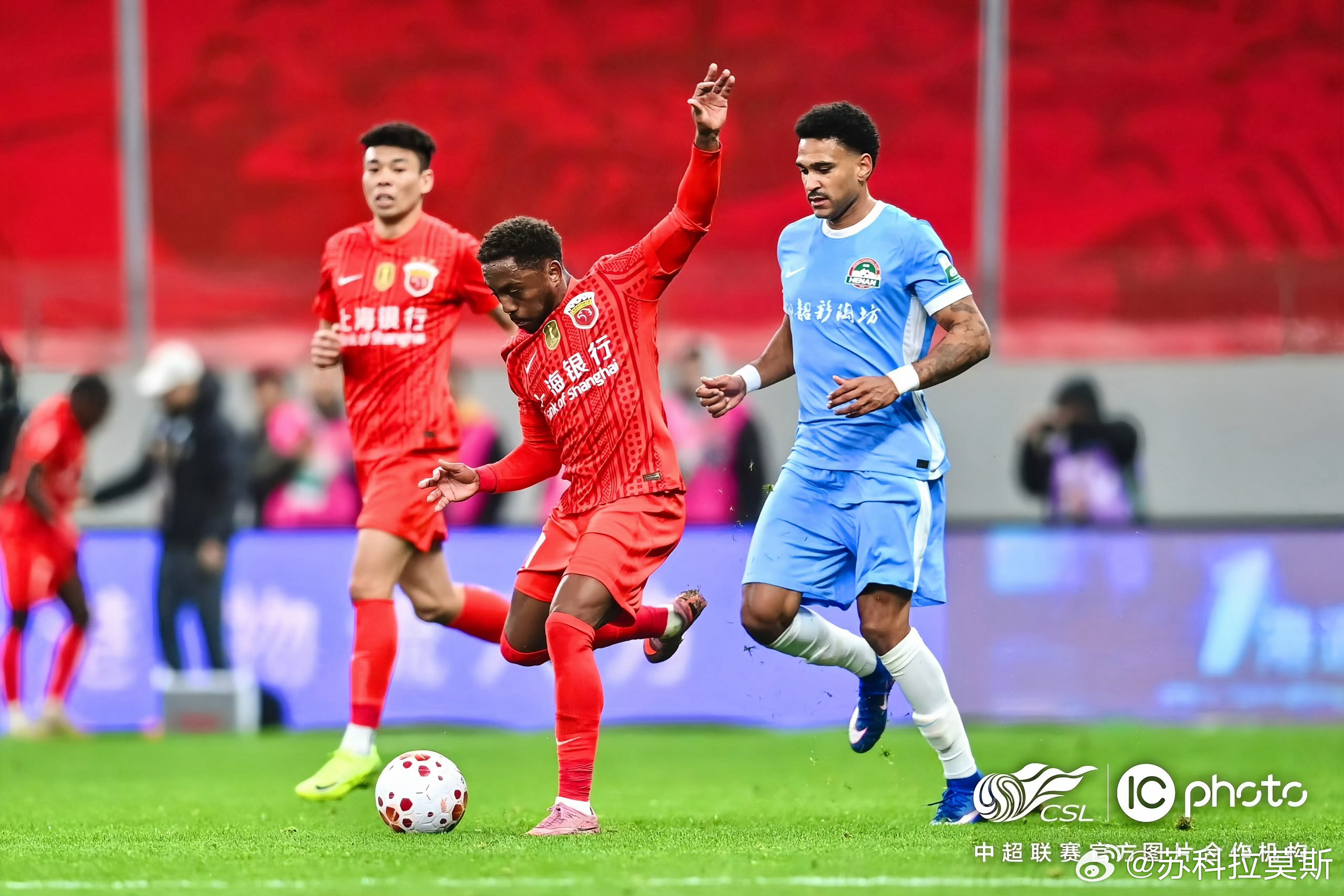 中超河南队新援姆布拉首秀攻防数据尚可，但因初次置身中超节奏，体能貌似也未达最佳