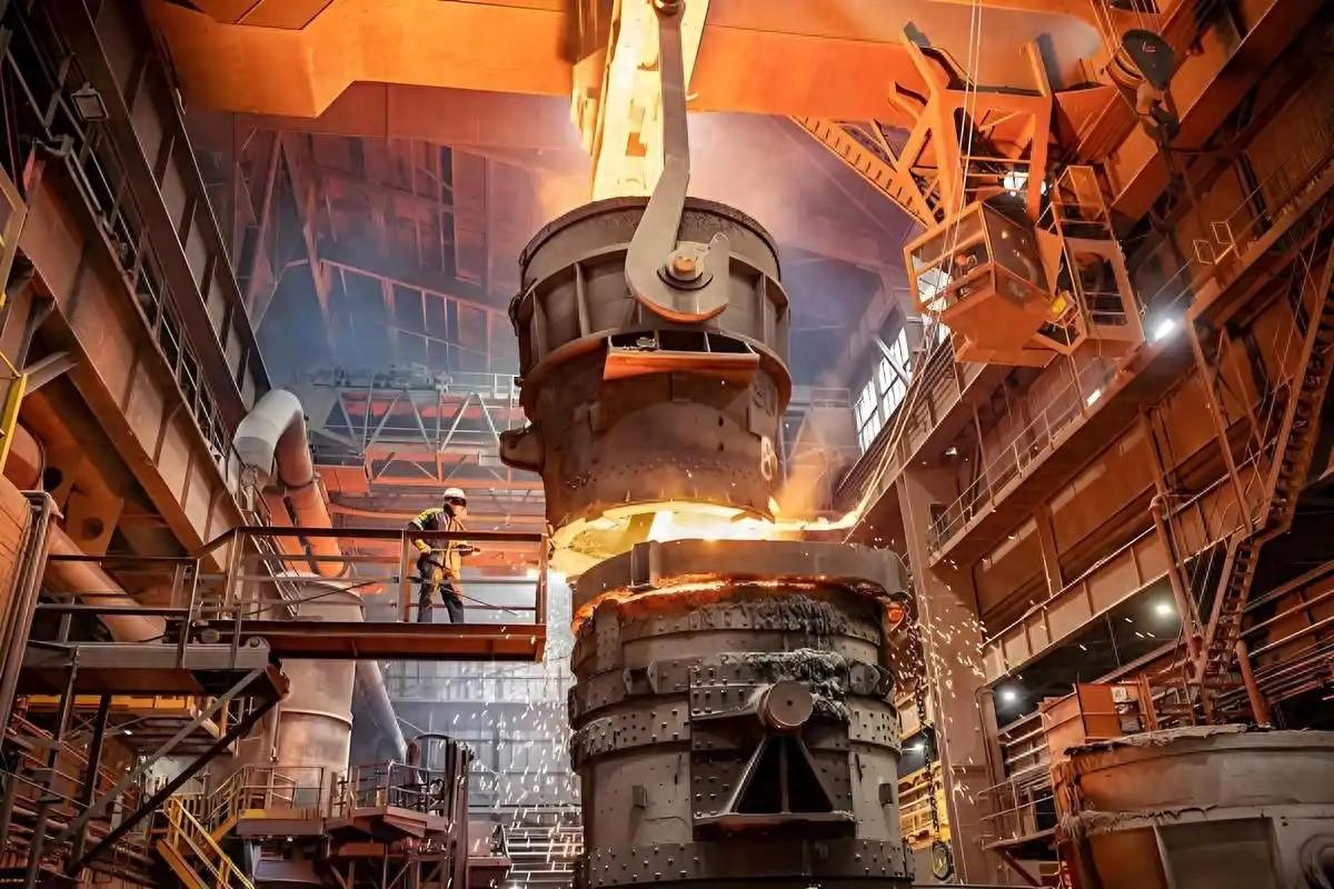 贱卖钢铁遭反倾销，如今限供全球慌！中国这次，真不惯着了！最近商务部一纸公告，