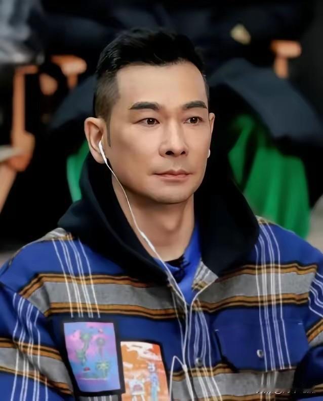 赵文卓演艺圈最聪明的男演员，自己手上有十套房，都是九十年代初期买的，那会房价不高