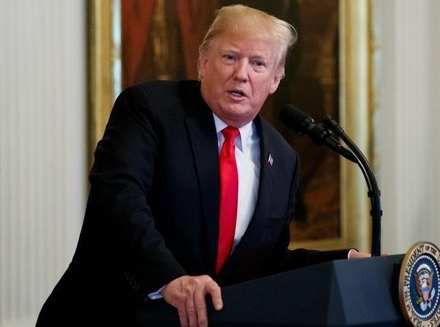 摊牌的时刻，已经到了！一夜之间，特朗普连发五道金牌，直接把“中美博弈”的遮羞布撕