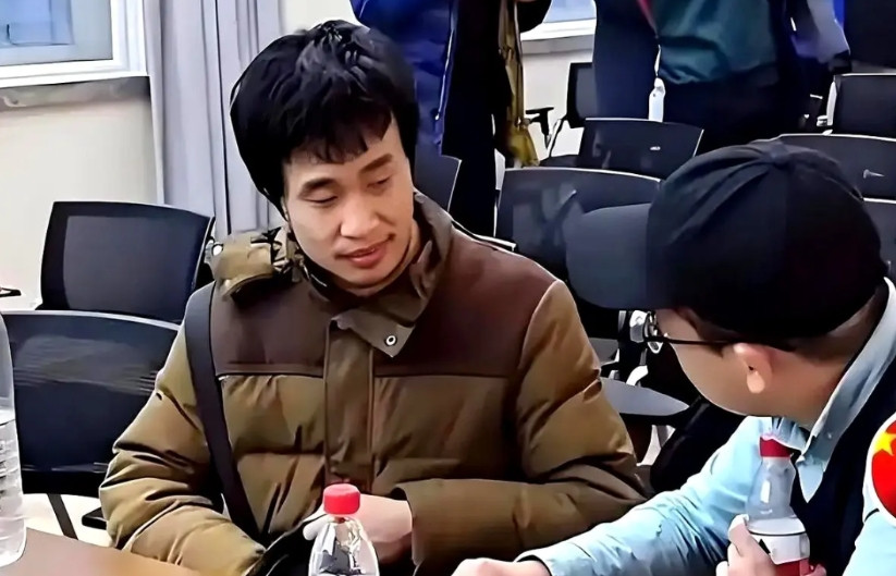 丘成桐比韦东奕强好几个档次，为什么丘成桐几乎没有热度？如果数学竞赛的话，10
