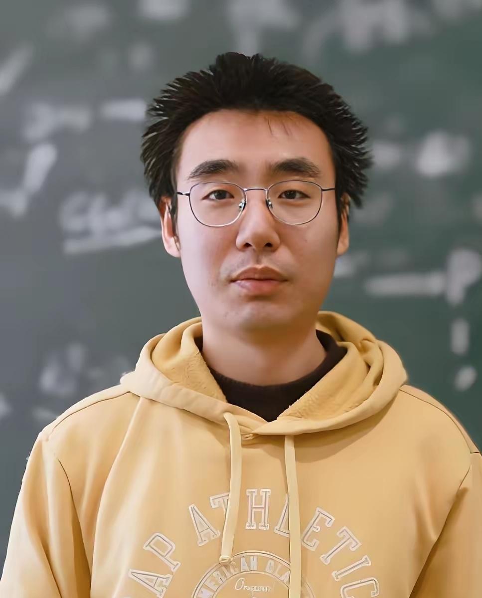 85后天才数学家、复旦大学上海数学中心首席教授王国祯出生：1985年
