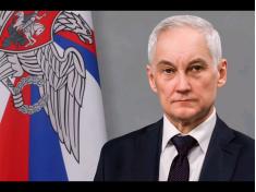 俄罗斯主动找中国北京时间1月27日，中国国防部长董军和俄罗斯国防部长别洛乌索夫