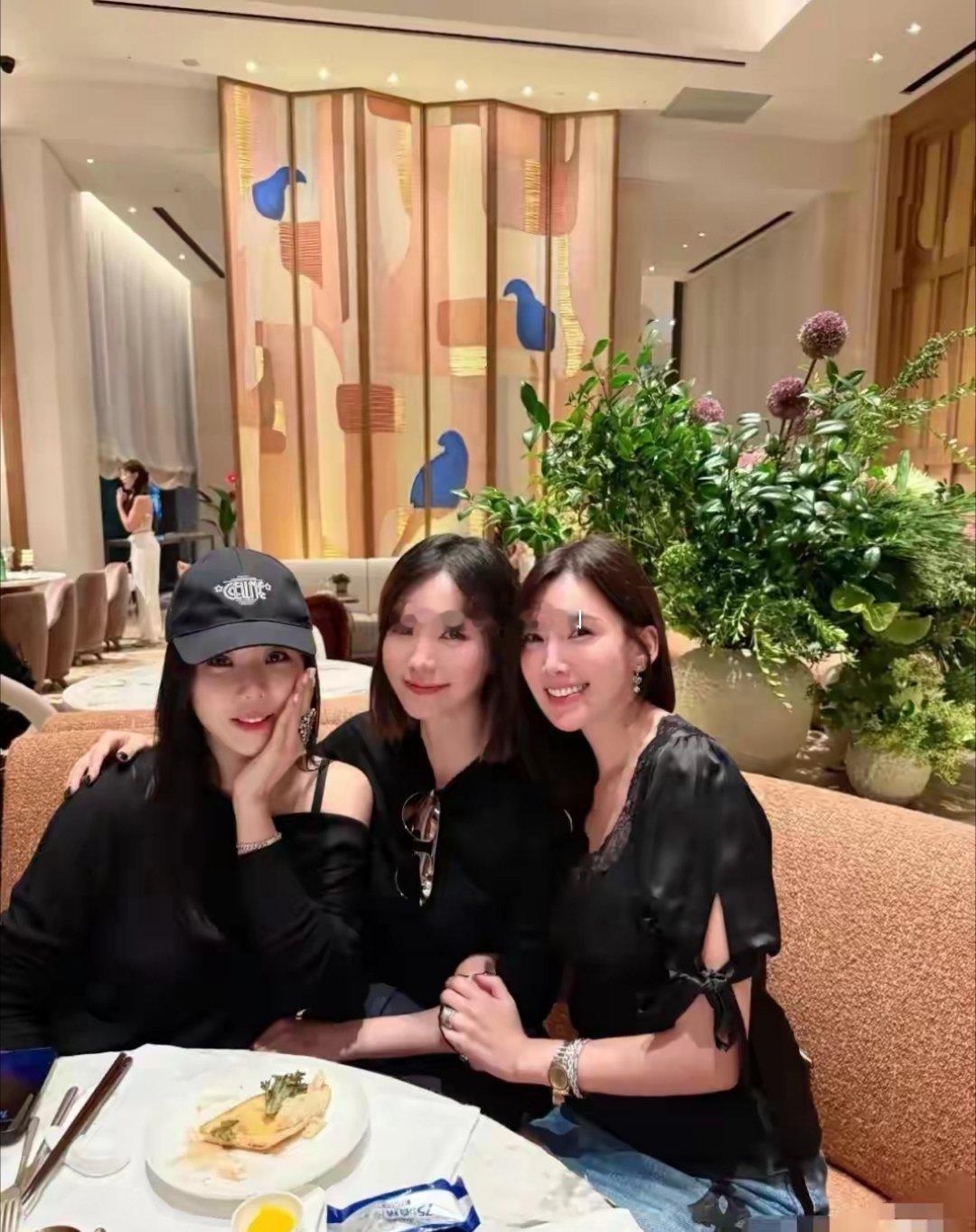 陈若仪晒近照，41岁状态真好，坚持运动健身，自律的人不显老！​​​