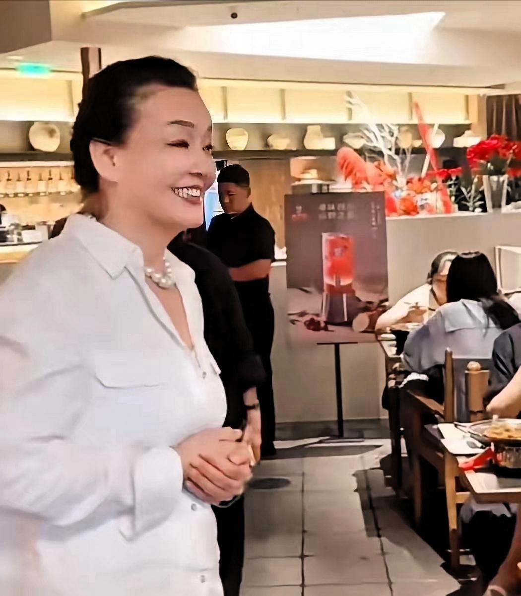 起名字真不是随便叫叫，这波玄学我彻底服了！兰姐给孙子取名七宝，谐音“吃饱”