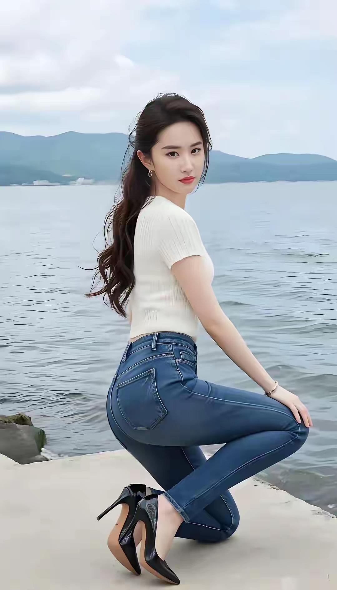她真的好美白亮亮的小脸，状态好在线，一点都看不出38岁模样，说20出头一点