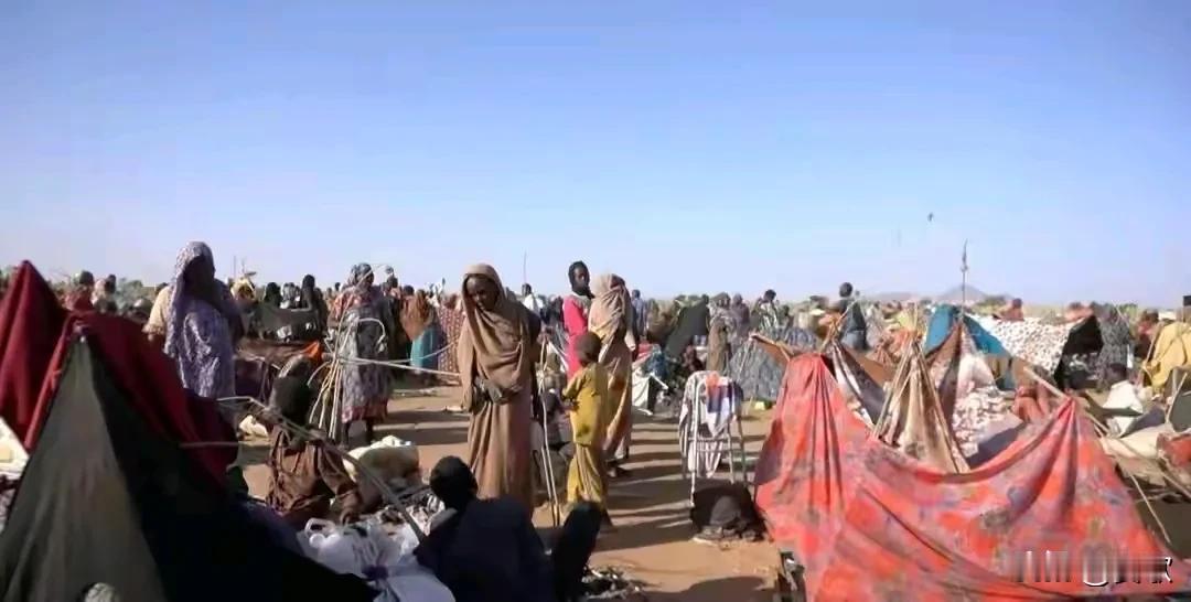 两天处决2000妇女儿童.苏丹叛军“屠城”最近，苏丹达尔富尔地区再次成为全球