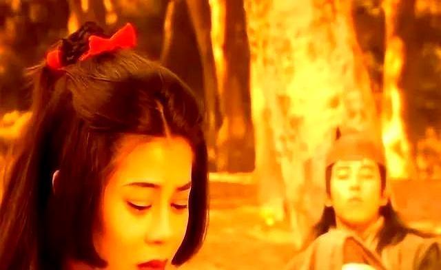 金庸笔下最渣男主是谁？明明爱小师妹如命，却能一把撕下圣姑面纱直接亲上去！这操