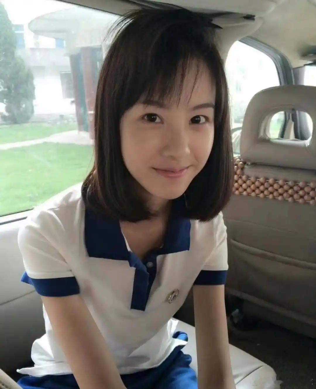 内娱四大青春疼痛文学女主代表，陈都灵、章若楠、张婧仪、马思纯，你们最吃谁的颜？