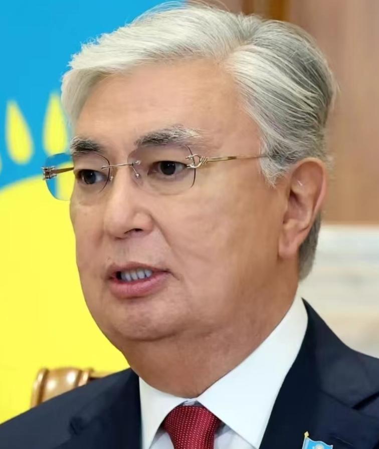 托卡耶夫访日形象一落千丈！哈萨克斯坦总统托卡耶夫12月18号到19号的访日之