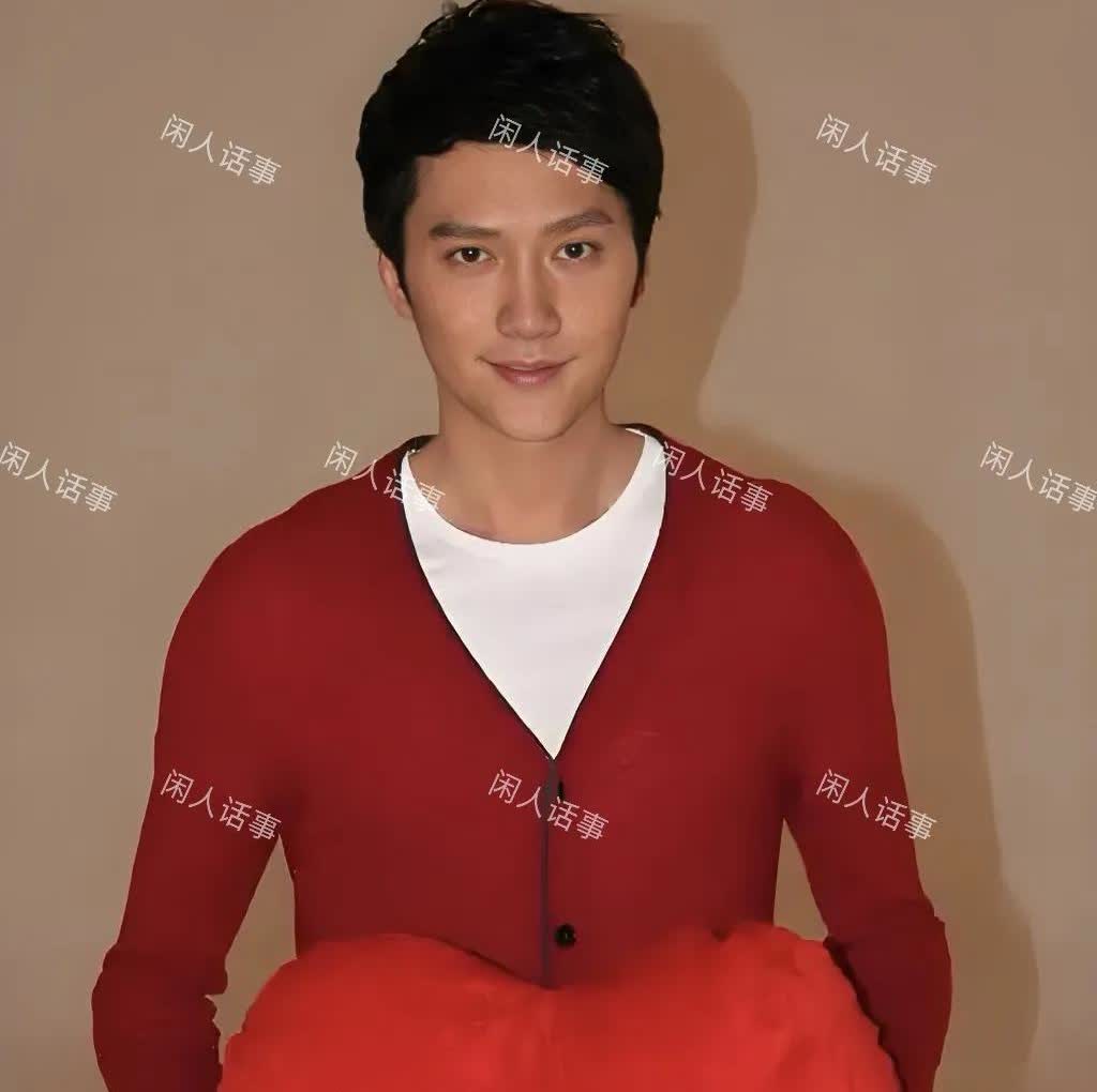 冯绍峰现在的好口碑只因为他年轻时候做对了3件事最值得一提的就是，放弃了他