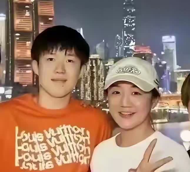 陈梦和王楚钦的绯闻终于破迷了！四年了，乒乓队在观众心里一直有两对cp，一对