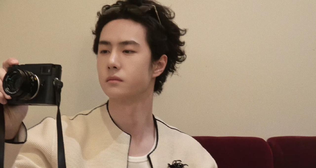 说句得罪人的大实话。现在的内娱，长得好看的一抓一大把，但能把“贵气”这两个字刻