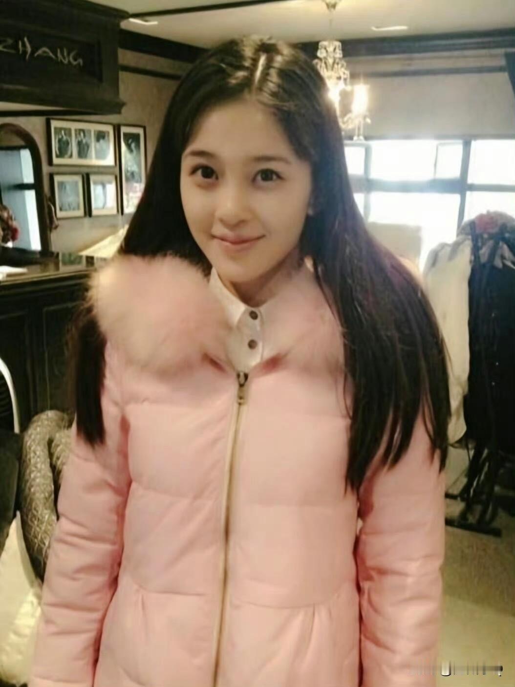 谁懂曾经的赵韩樱子的杀伤力，妈生脸具精致，长相清纯可人，完全长在我的审美中，也是