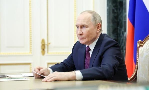 果然是普京大帝！普京终于把美国尾巴抓到，你用乌克兰消耗我，我就用伊朗消耗你！