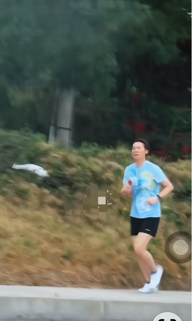 王曼昱不参加2026赛季乒超联赛——正在坚持每天跑步锻炼，调整决赛状态中！20