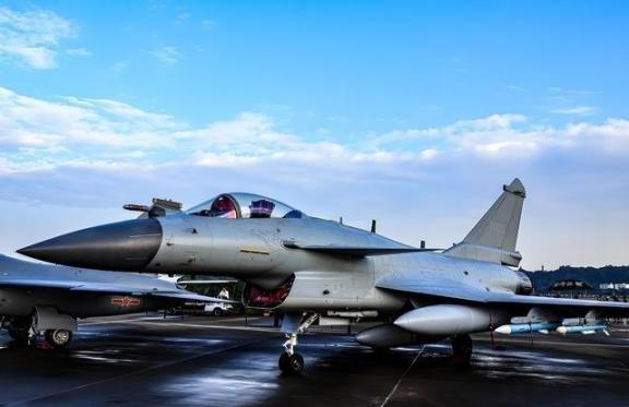 以前有军事专家称，西方国家收拾完俄罗斯之后，就可以集中精力来对付中国。但是，他们