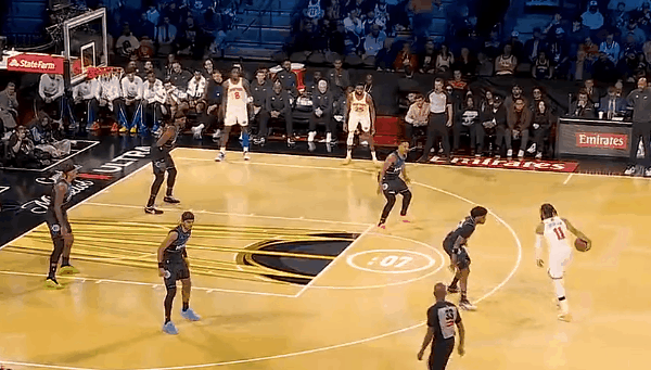 论超巨的重要性！魔术还差得远！在今天NBA季中锦标赛半决赛尼克斯对阵魔术的第四