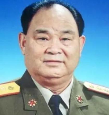 1992年3月，成都军区司令张太恒到北京开会，这时中央军委秘书长杨白冰告诉张太恒