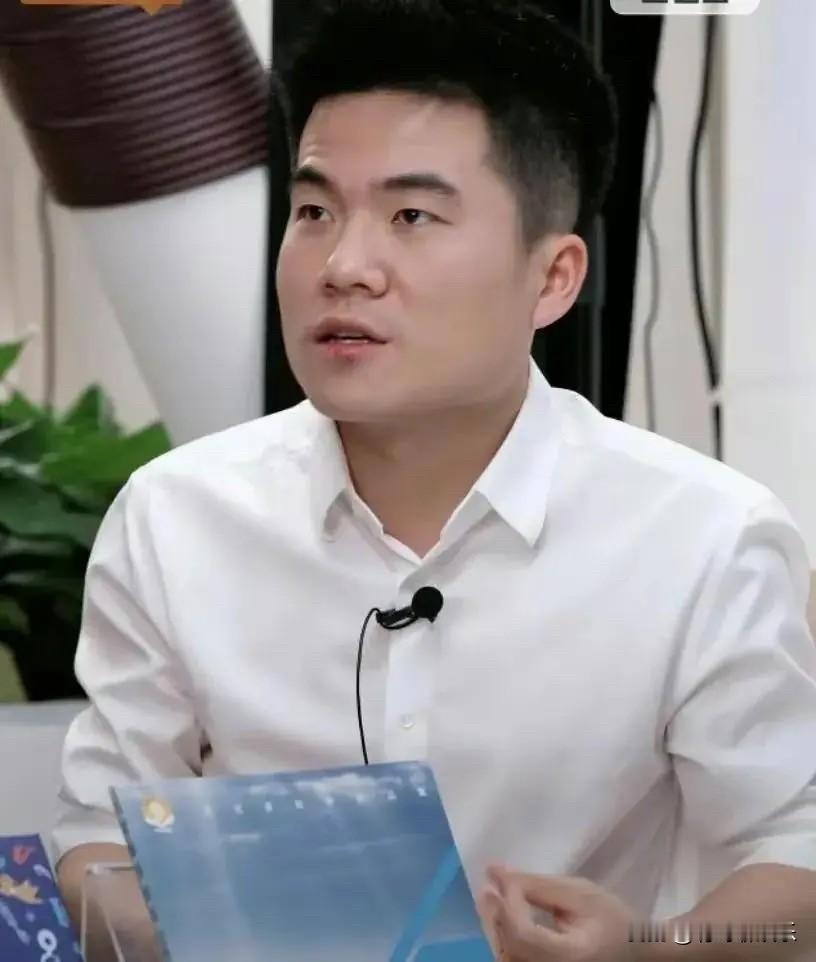 一千人的公司老板说不会管，谁敢信！这个靠才华杀出来的董宇辉，最近又上热搜了。