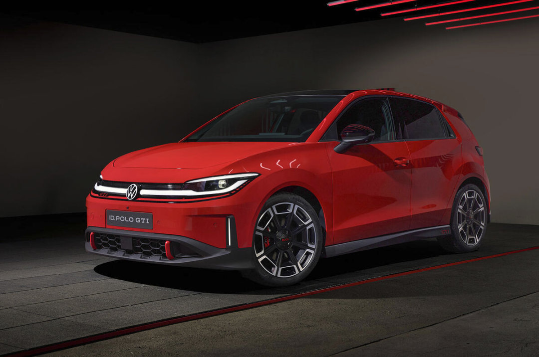 车市热门大众终于为电动时代奉上了首款悬挂GTI徽章的性能车——ID.Polo