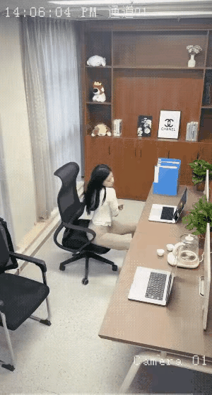 估计又是ai的杰作，正常人是不会坐着做动作的，如果想锻炼，起码也要站起来，站着锻