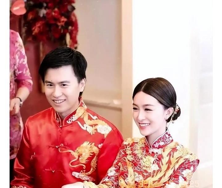 宝宝脚丫照曝光！文咏珊官宣当妈，网友：这速度也太快了吧！娱乐圈又添一桩喜事！9